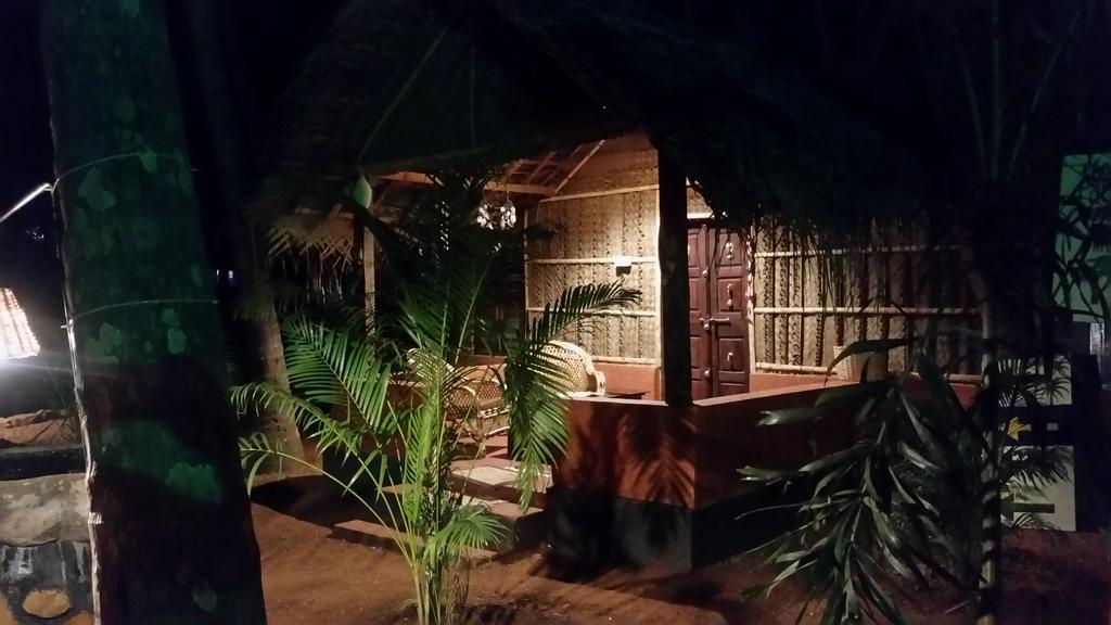 פטנם Palm Trees Ayurvedic Heritage מראה חיצוני תמונה