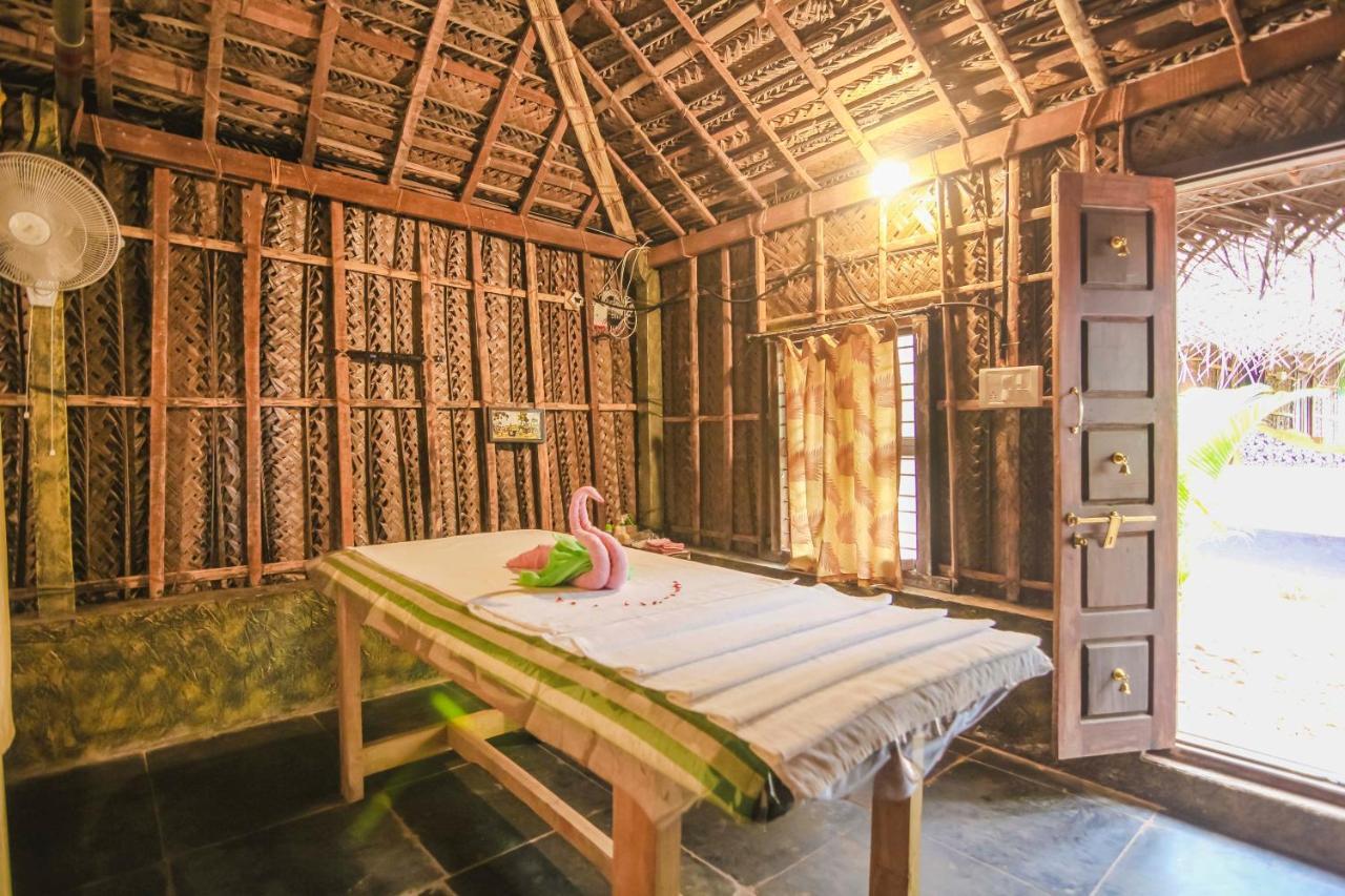 פטנם Palm Trees Ayurvedic Heritage מראה חיצוני תמונה
