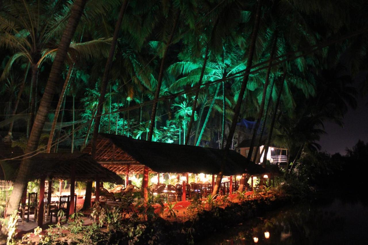 פטנם Palm Trees Ayurvedic Heritage מראה חיצוני תמונה